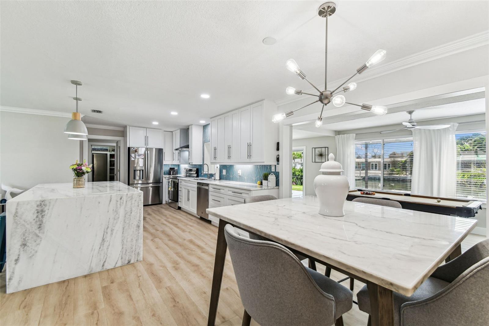 Image 19 of 62 For 3922 Fontainebleau Drive