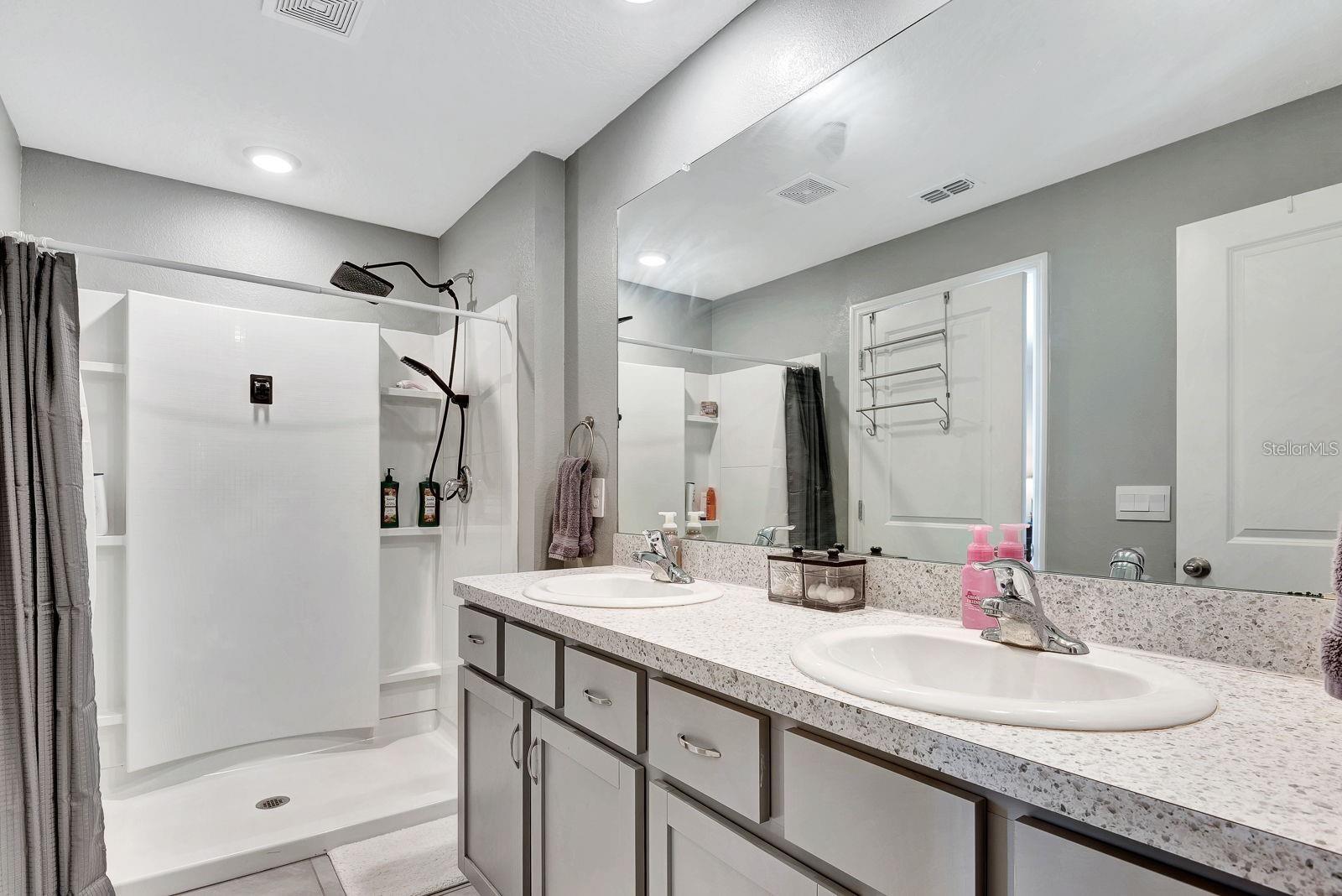 Image 30 of 41 For 2942 Rock Sound Street