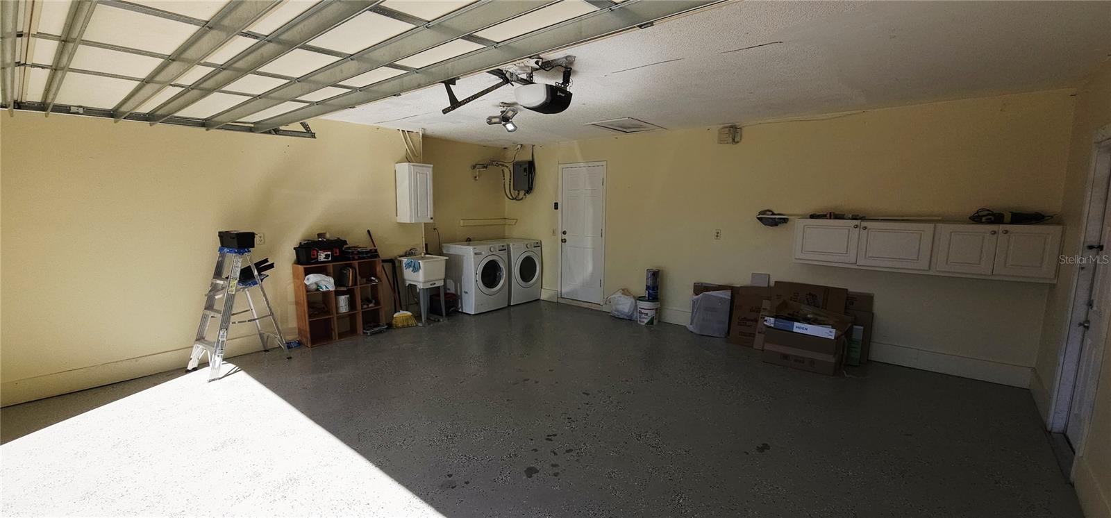 Image 25 of 27 For 4703 Cypress Tree Drive