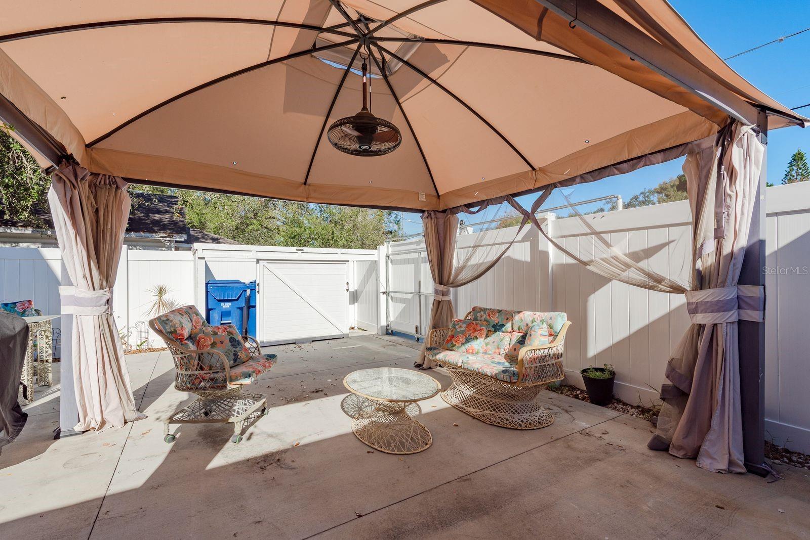 Image 5 of 29 For 819 10th Street Sw A