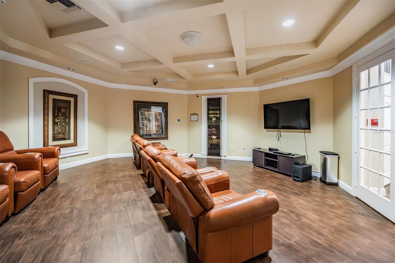 Image 44 of 54 For 2148 Chianti Place 13-0139