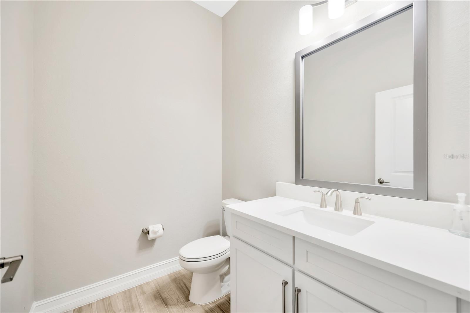 Image 14 of 46 For 5351 Bridge Street 100