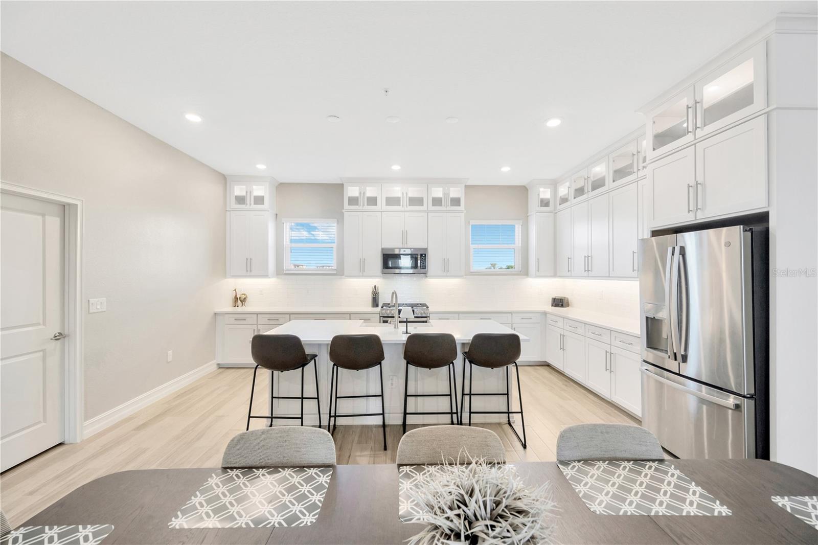 Image 17 of 46 For 5351 Bridge Street 100