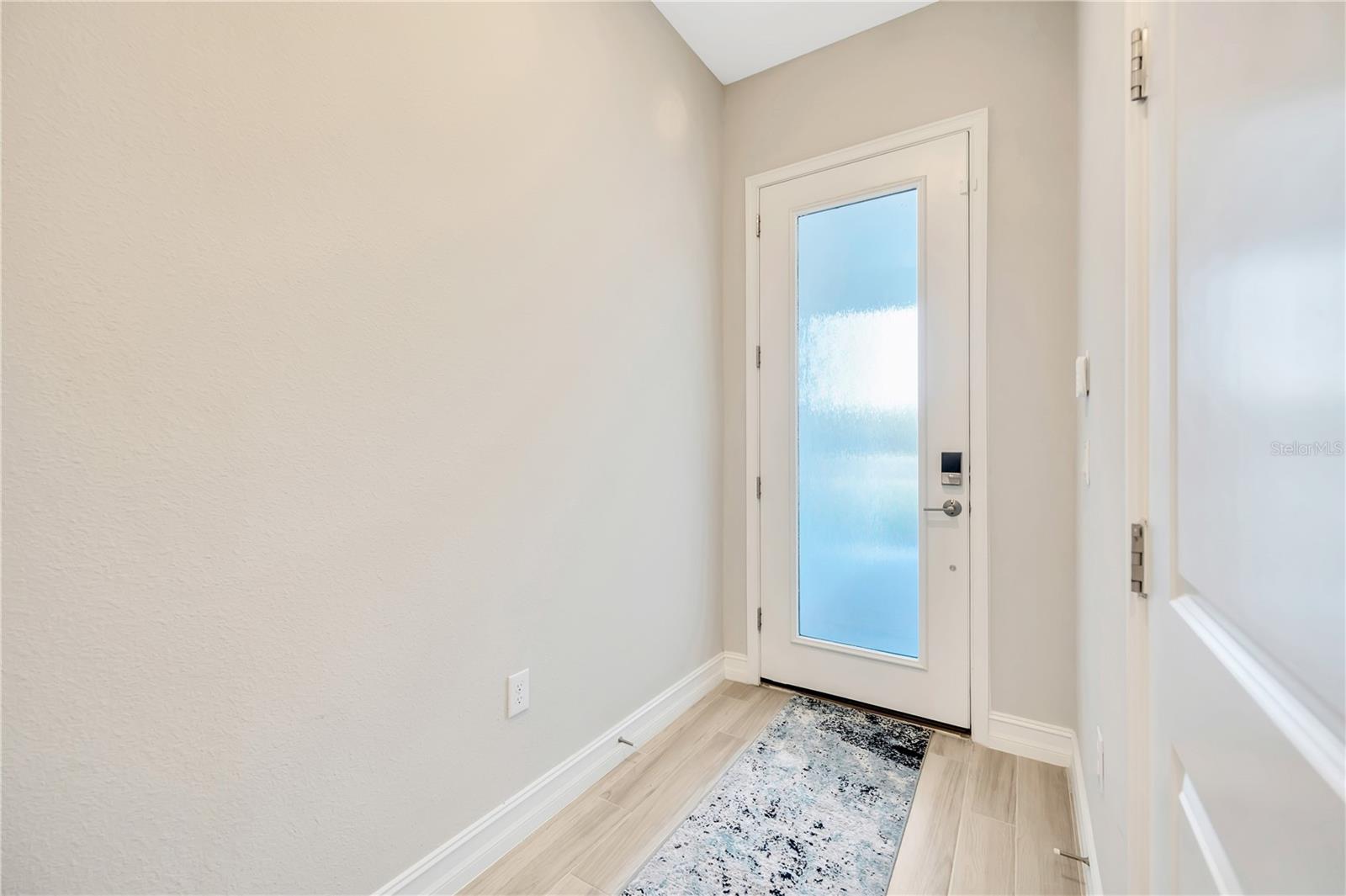 Image 7 of 46 For 5351 Bridge Street 100