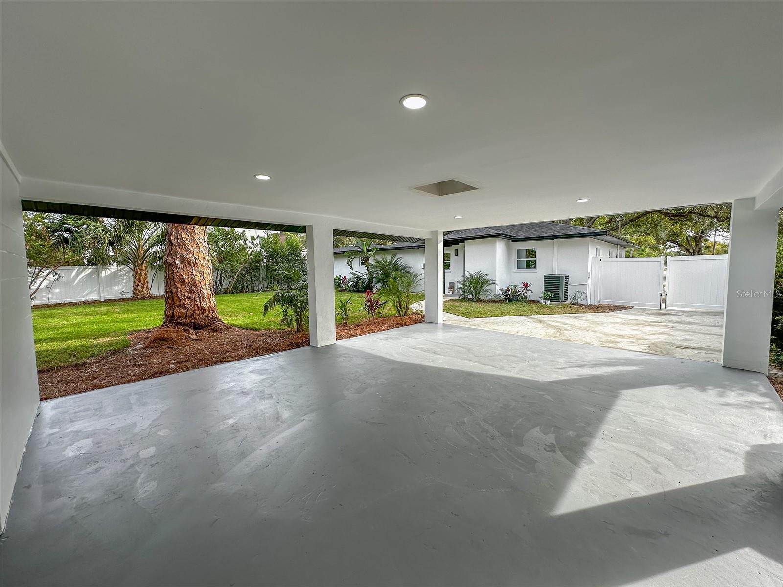 Image 8 of 27 For 4105 Knights Avenue