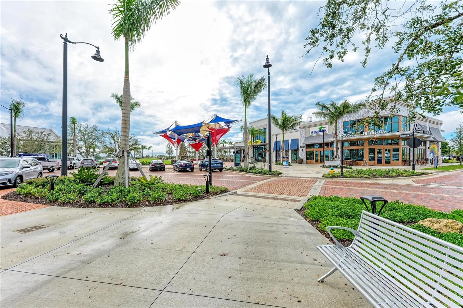 Image 61 of 93 For 12280 Wellen Golf Street 101