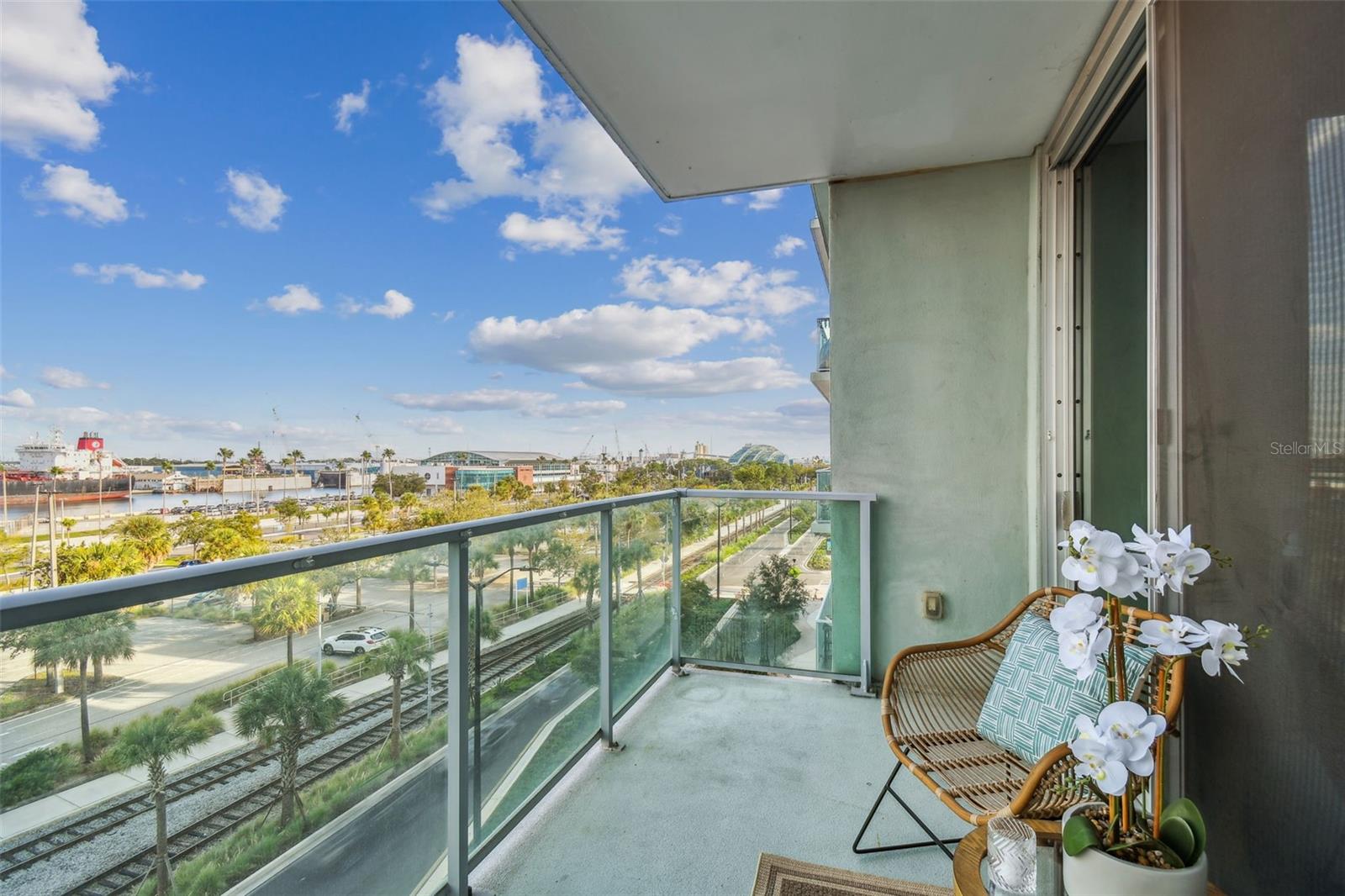 Image 3 of 17 For 912 Channelside Drive 2504