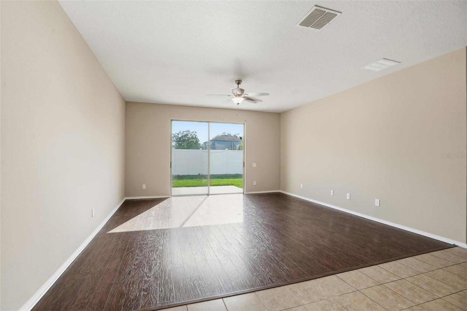 Image 18 of 34 For 706 Sugar Camp Way