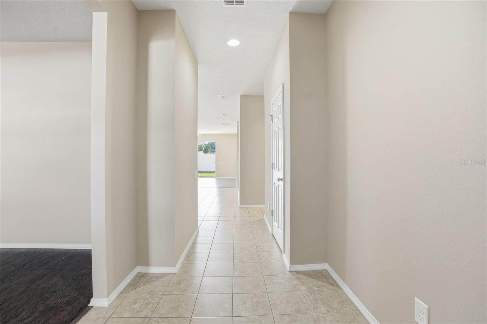 Image 7 of 34 For 706 Sugar Camp Way