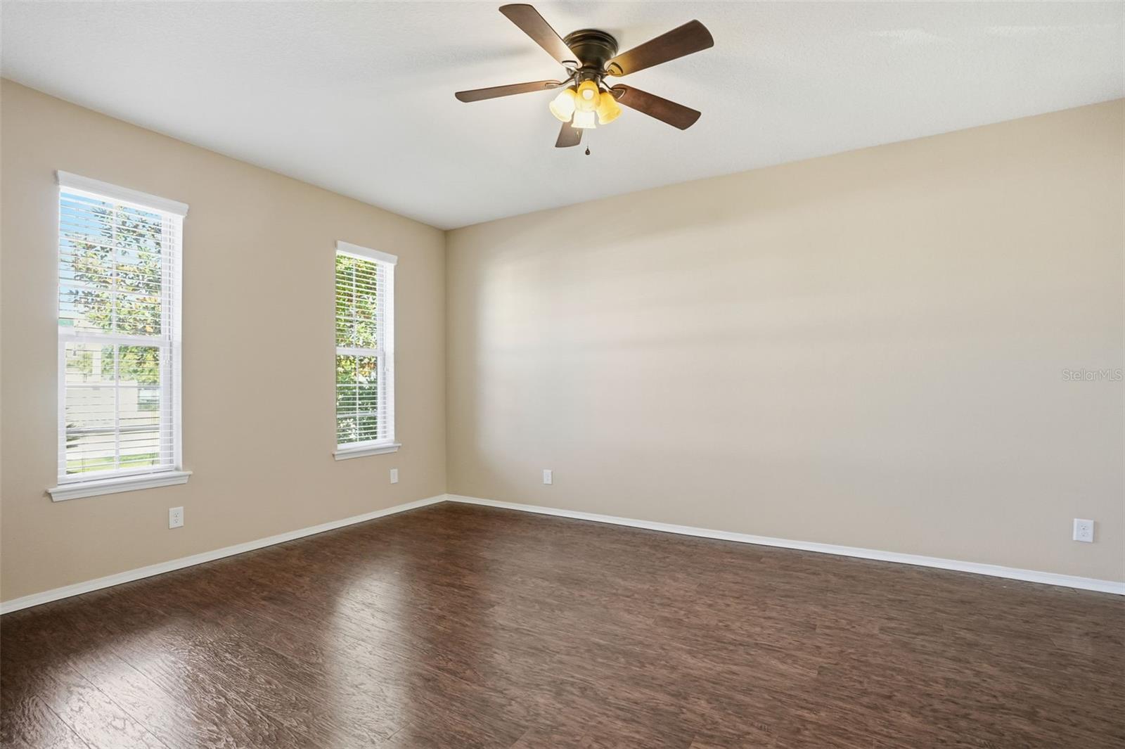 Image 8 of 34 For 706 Sugar Camp Way