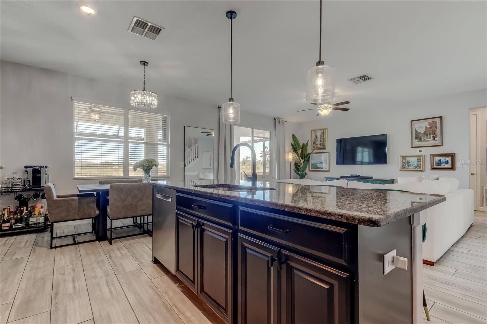 Image 14 of 71 For 10222 Count Fleet Drive