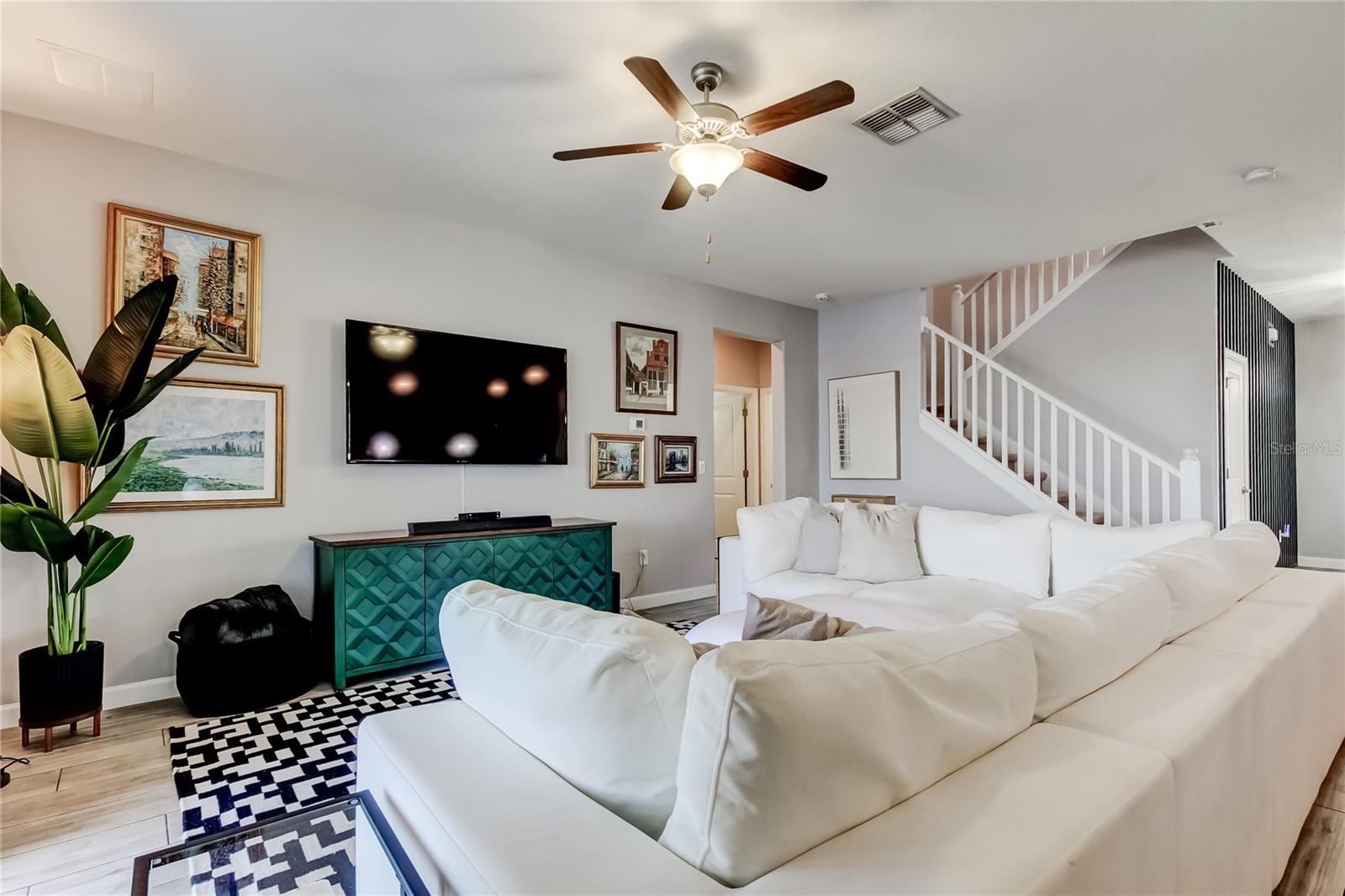 Image 22 of 71 For 10222 Count Fleet Drive