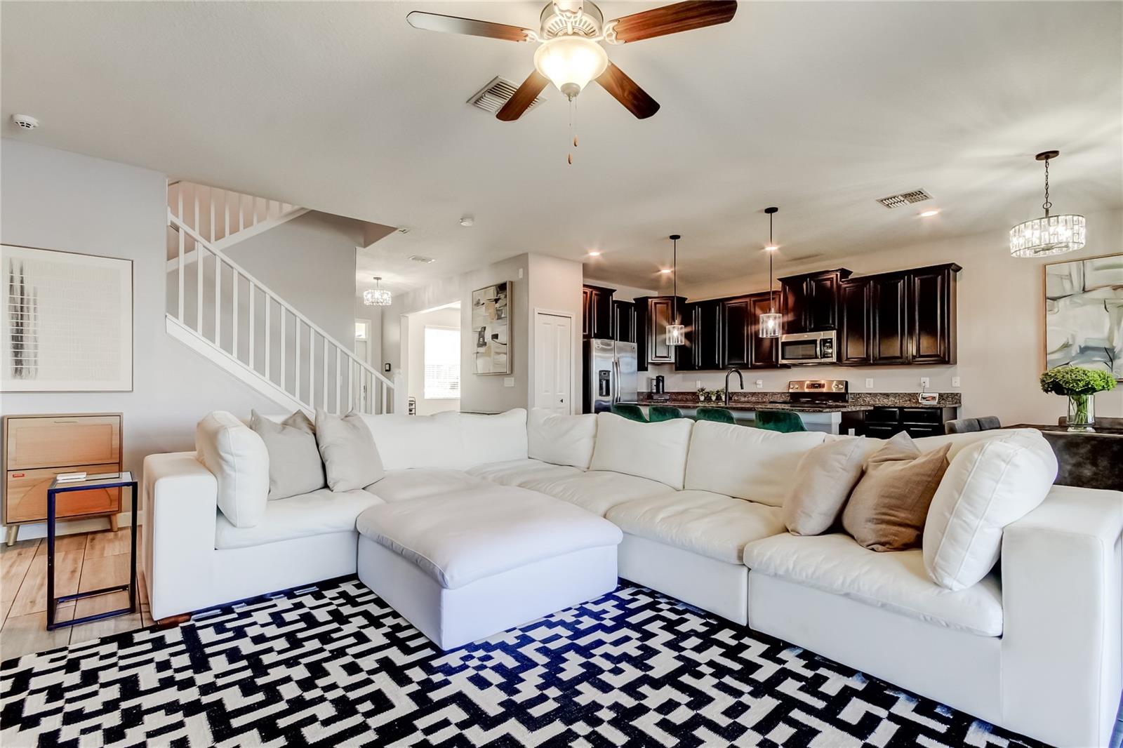 Image 23 of 71 For 10222 Count Fleet Drive