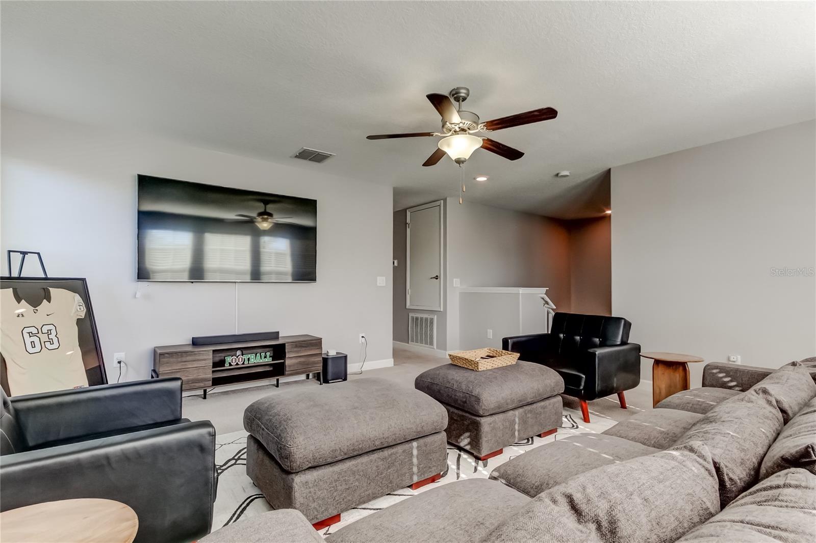 Image 34 of 71 For 10222 Count Fleet Drive