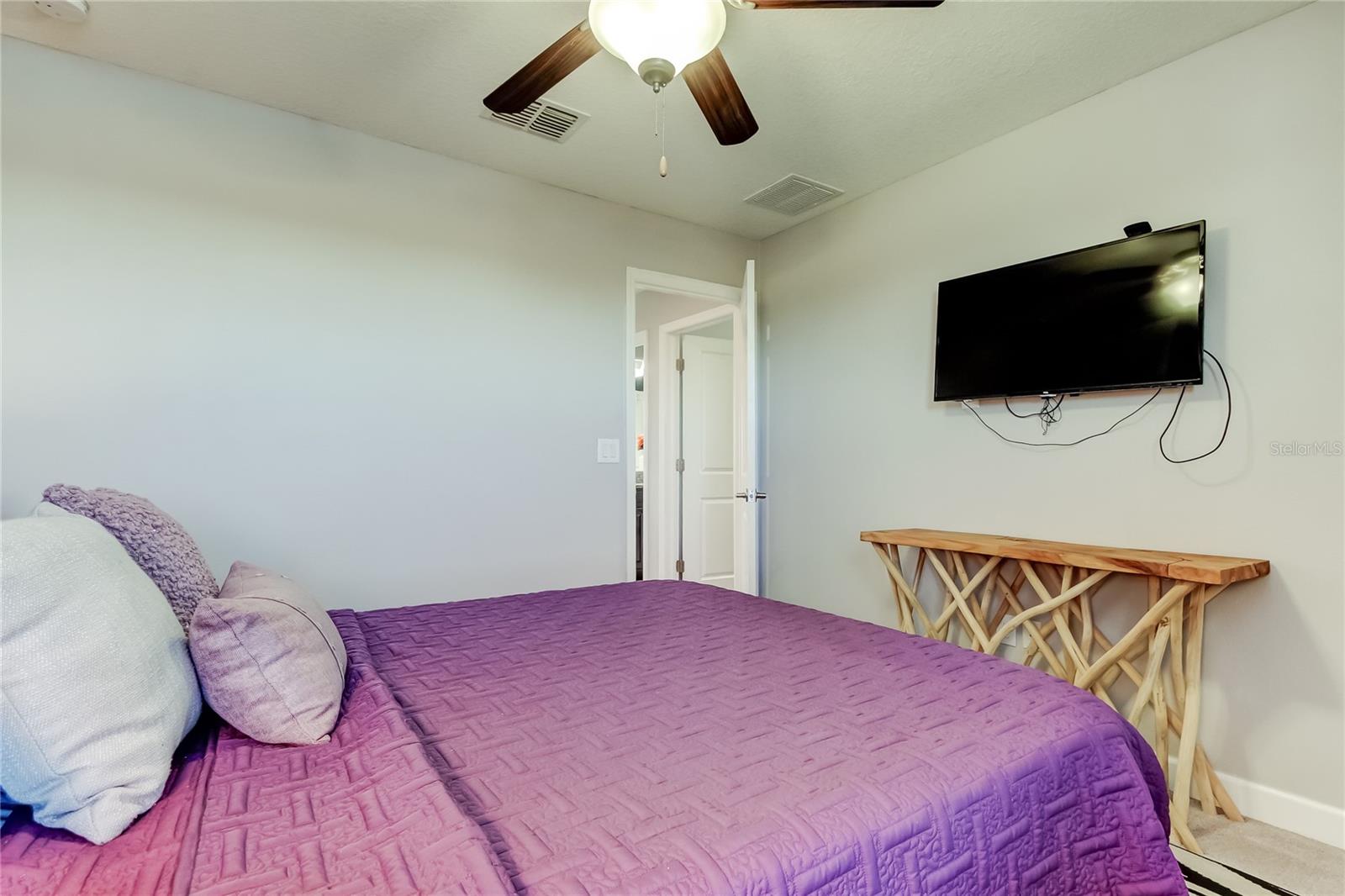 Image 42 of 71 For 10222 Count Fleet Drive