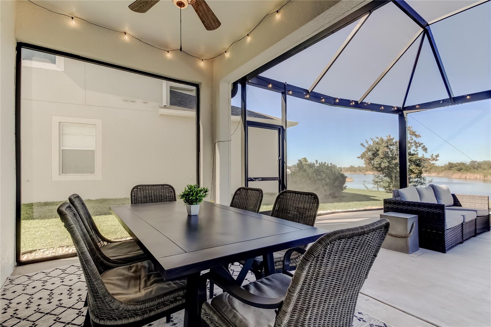 Image 49 of 71 For 10222 Count Fleet Drive