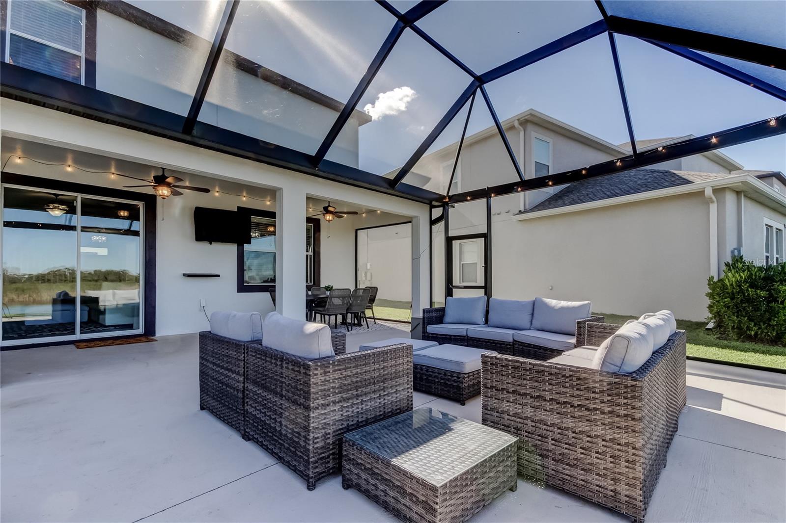 Image 54 of 71 For 10222 Count Fleet Drive