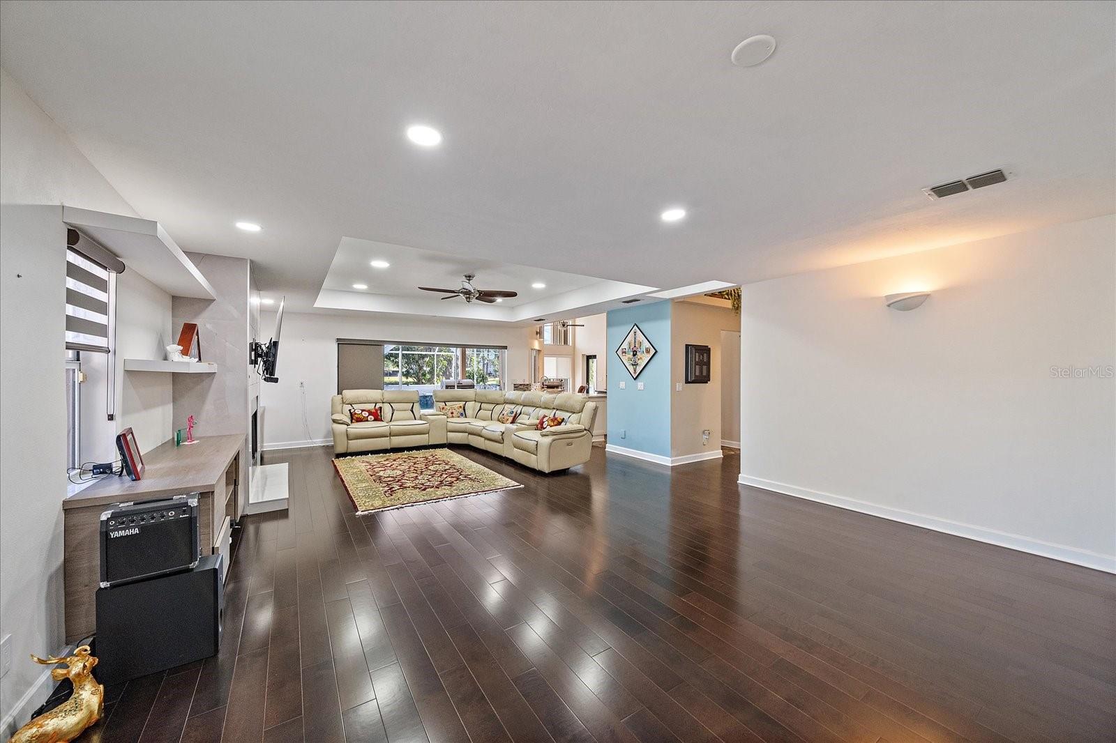 Image 14 of 81 For 3416 Sunrise Drive