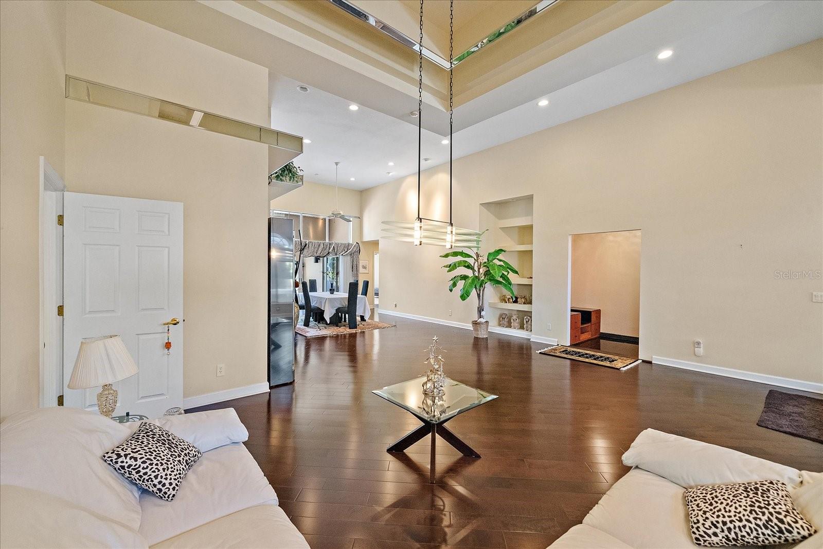 Image 7 of 81 For 3416 Sunrise Drive