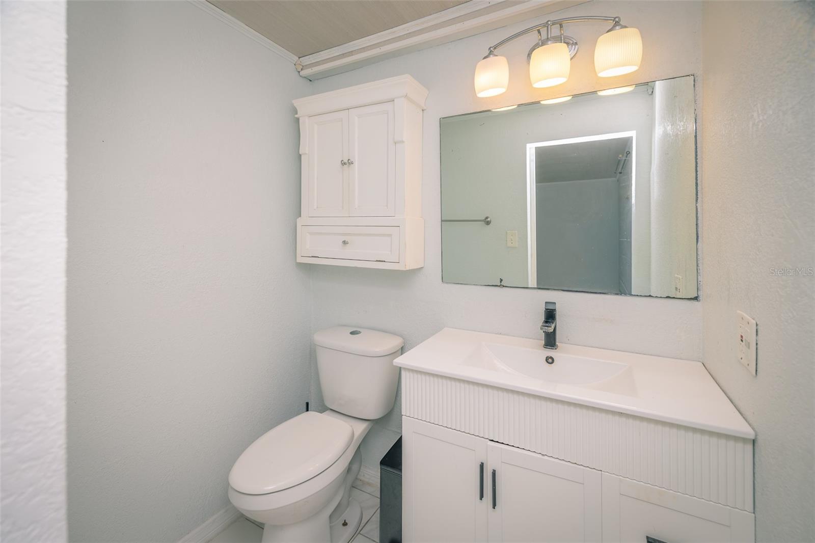 Listing photo id 32 for 5130 Mallett Drive