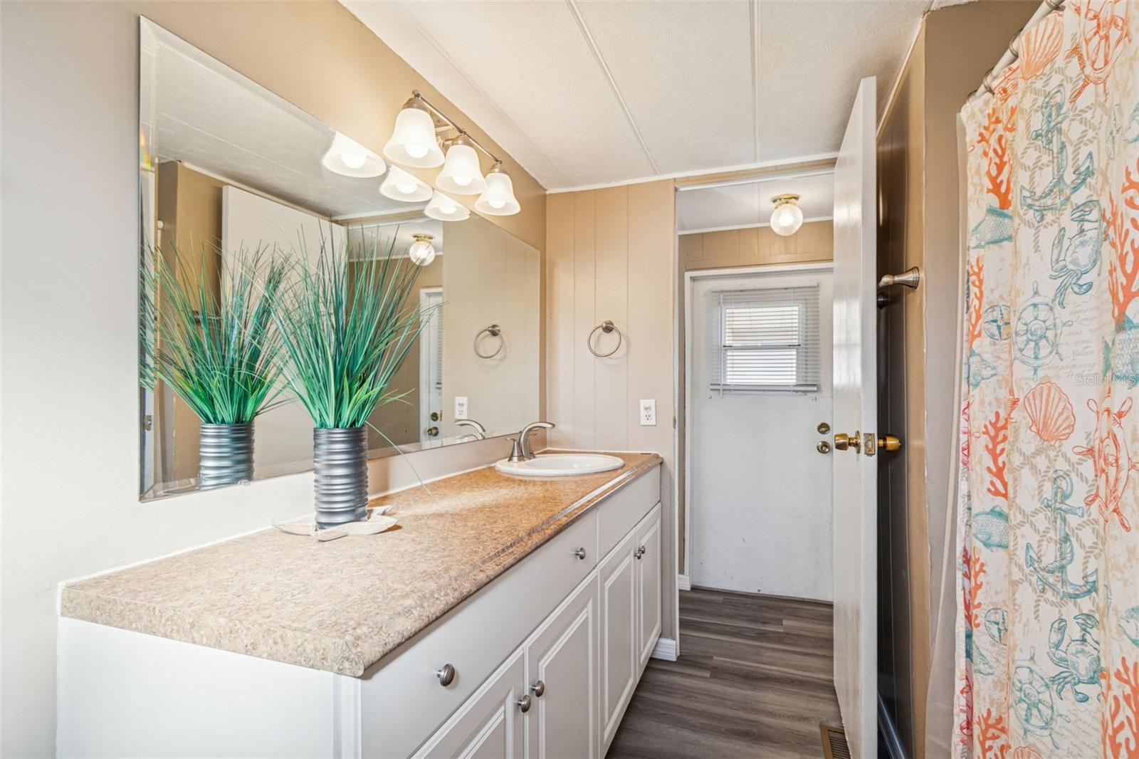 Image 15 of 45 For 86 Pindo Palm Street W