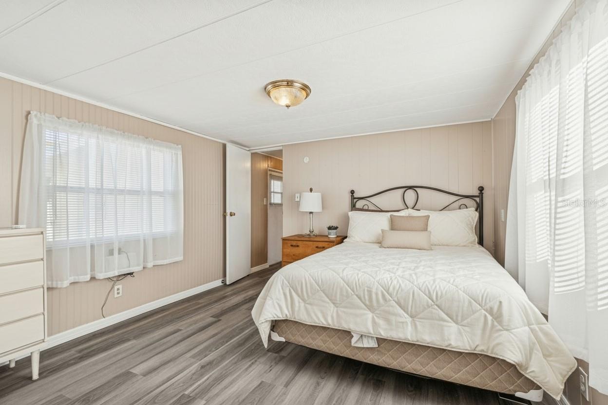 Image 17 of 45 For 86 Pindo Palm Street W