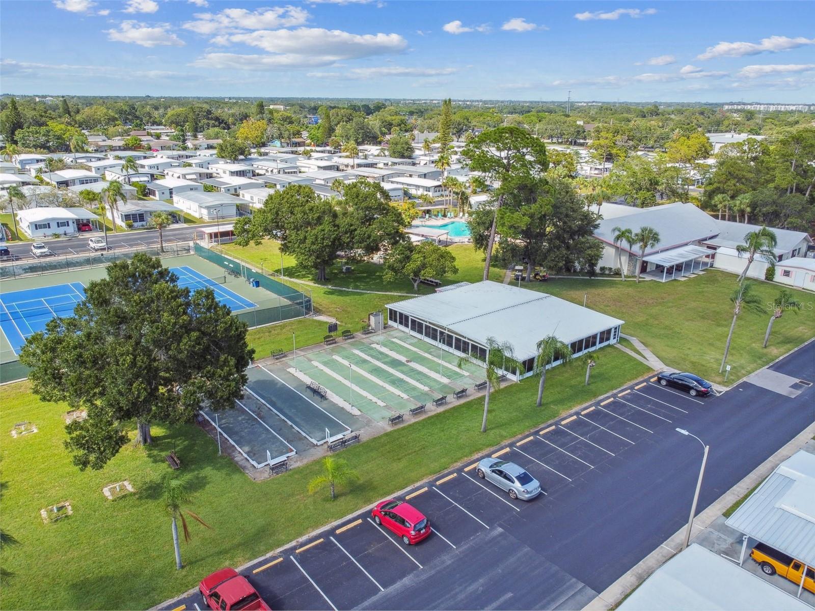 Image 27 of 45 For 86 Pindo Palm Street W