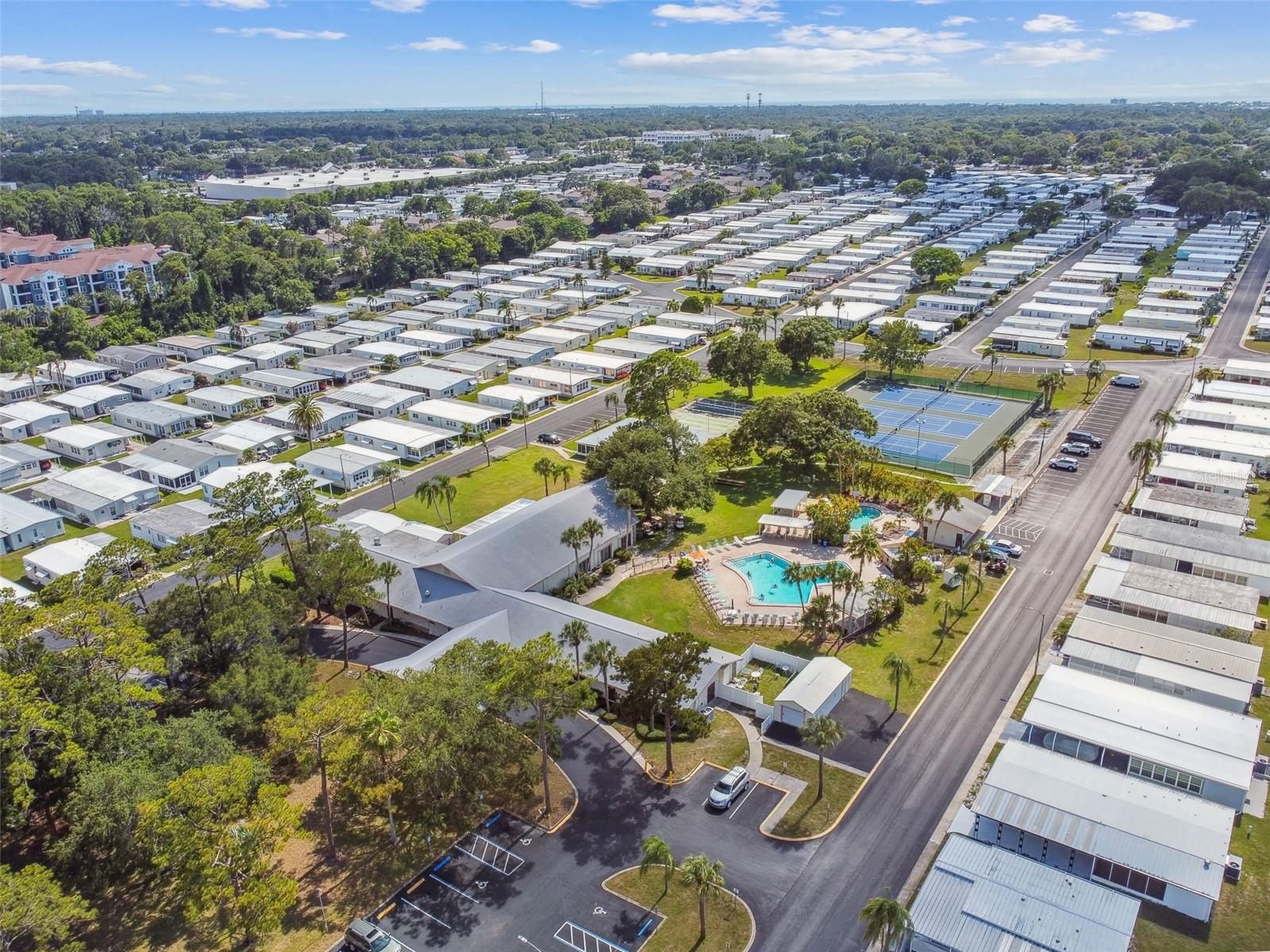 Image 29 of 45 For 86 Pindo Palm Street W