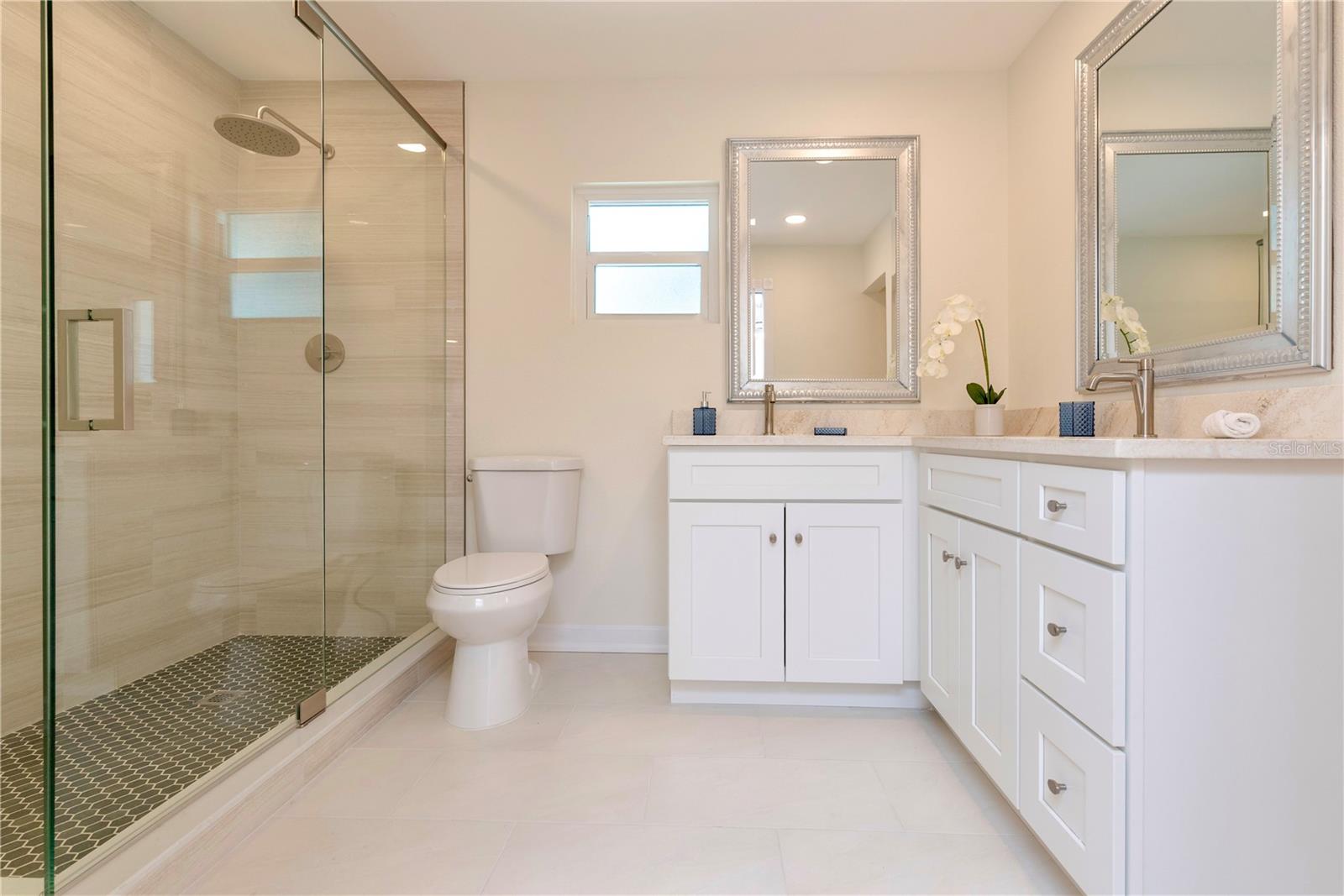 Image 19 of 46 For 226 81st Avenue N