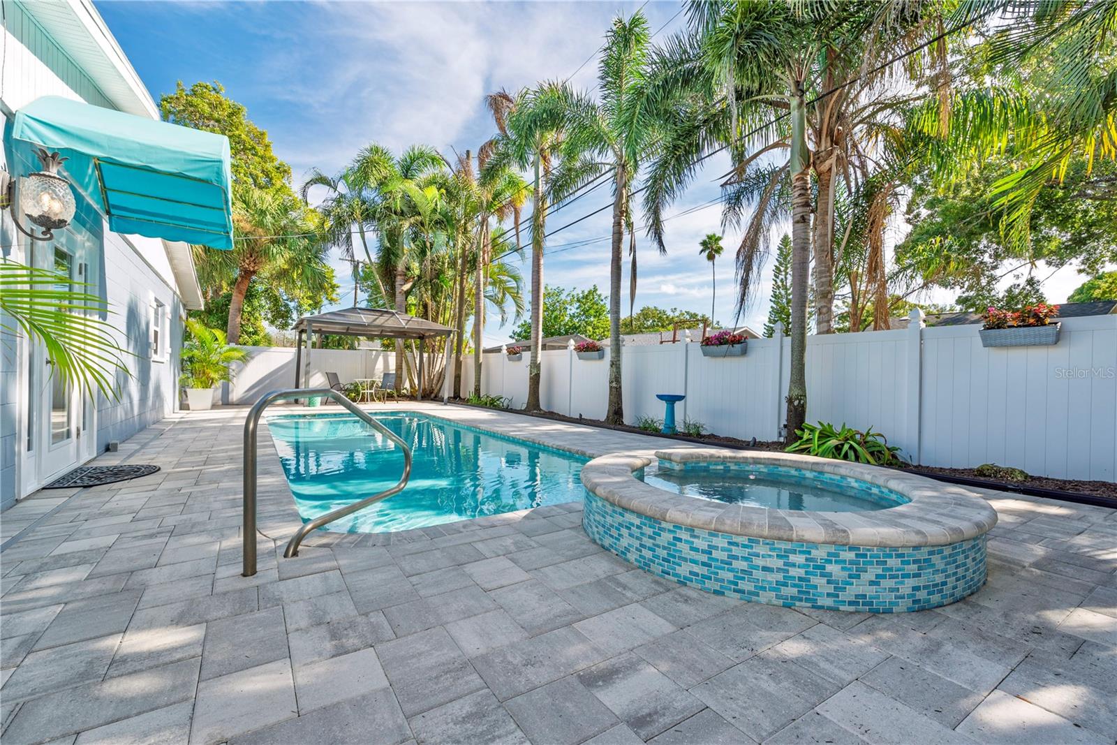 Image 32 of 46 For 226 81st Avenue N