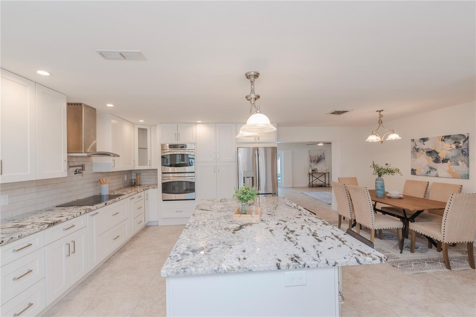 Image 4 of 46 For 226 81st Avenue N