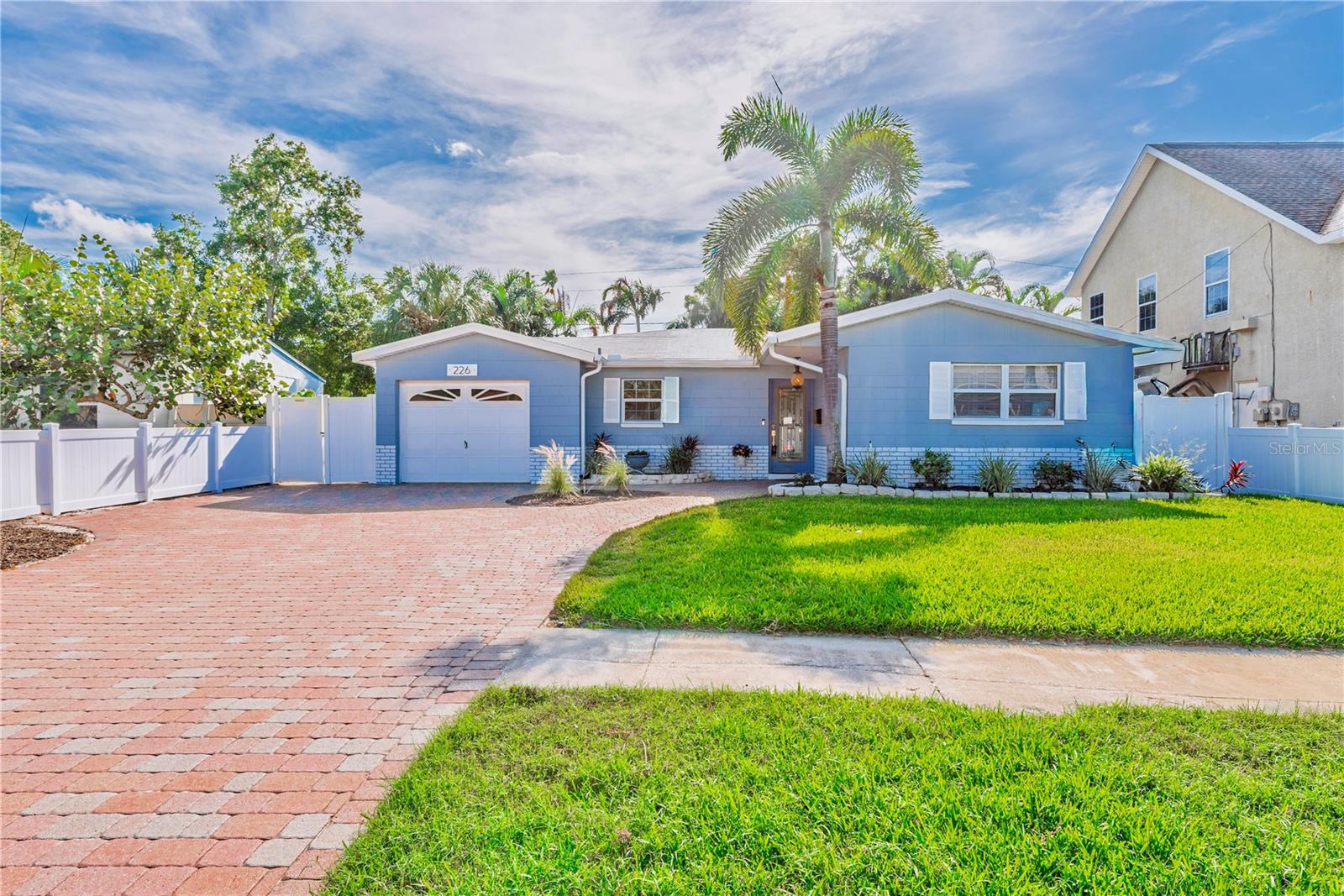 Image 42 of 46 For 226 81st Avenue N