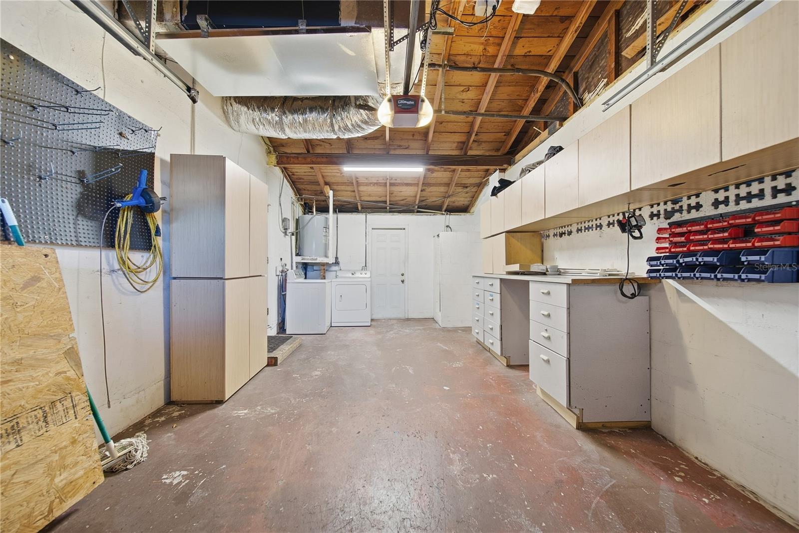 Image 21 of 26 For 10664 104th Street