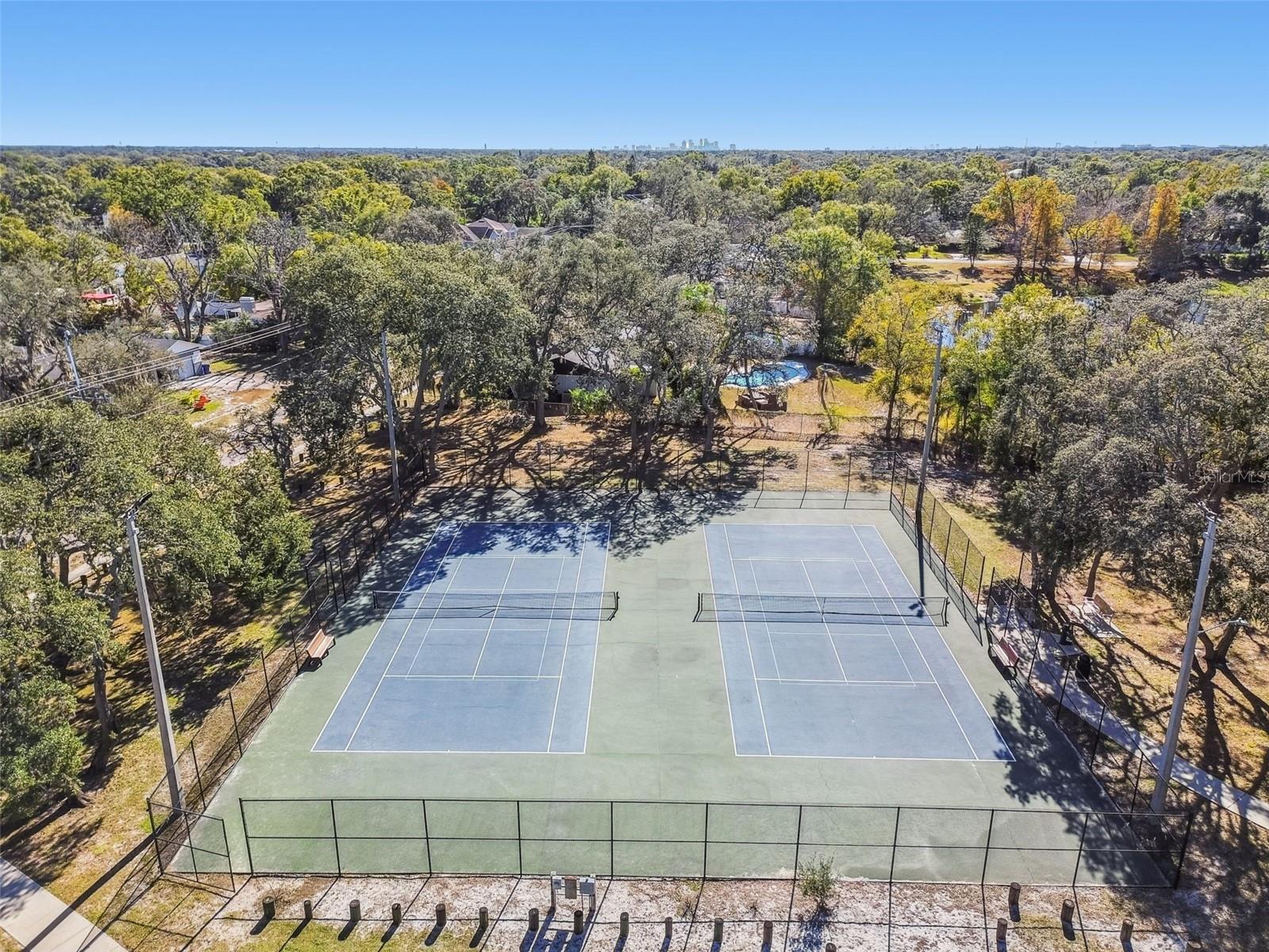 Image 44 of 92 For 12902 Howard Avenue