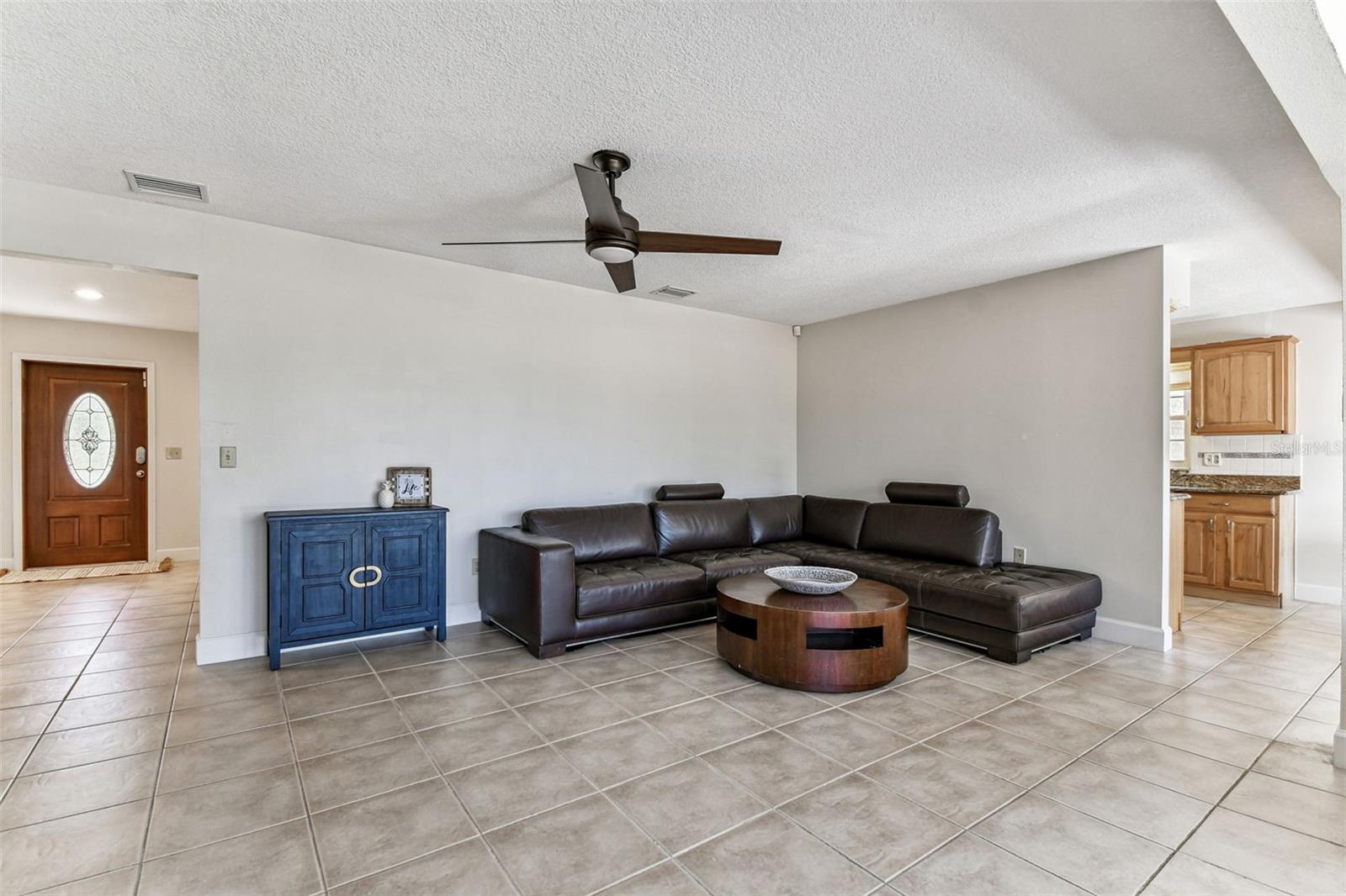 Image 57 of 92 For 12902 Howard Avenue