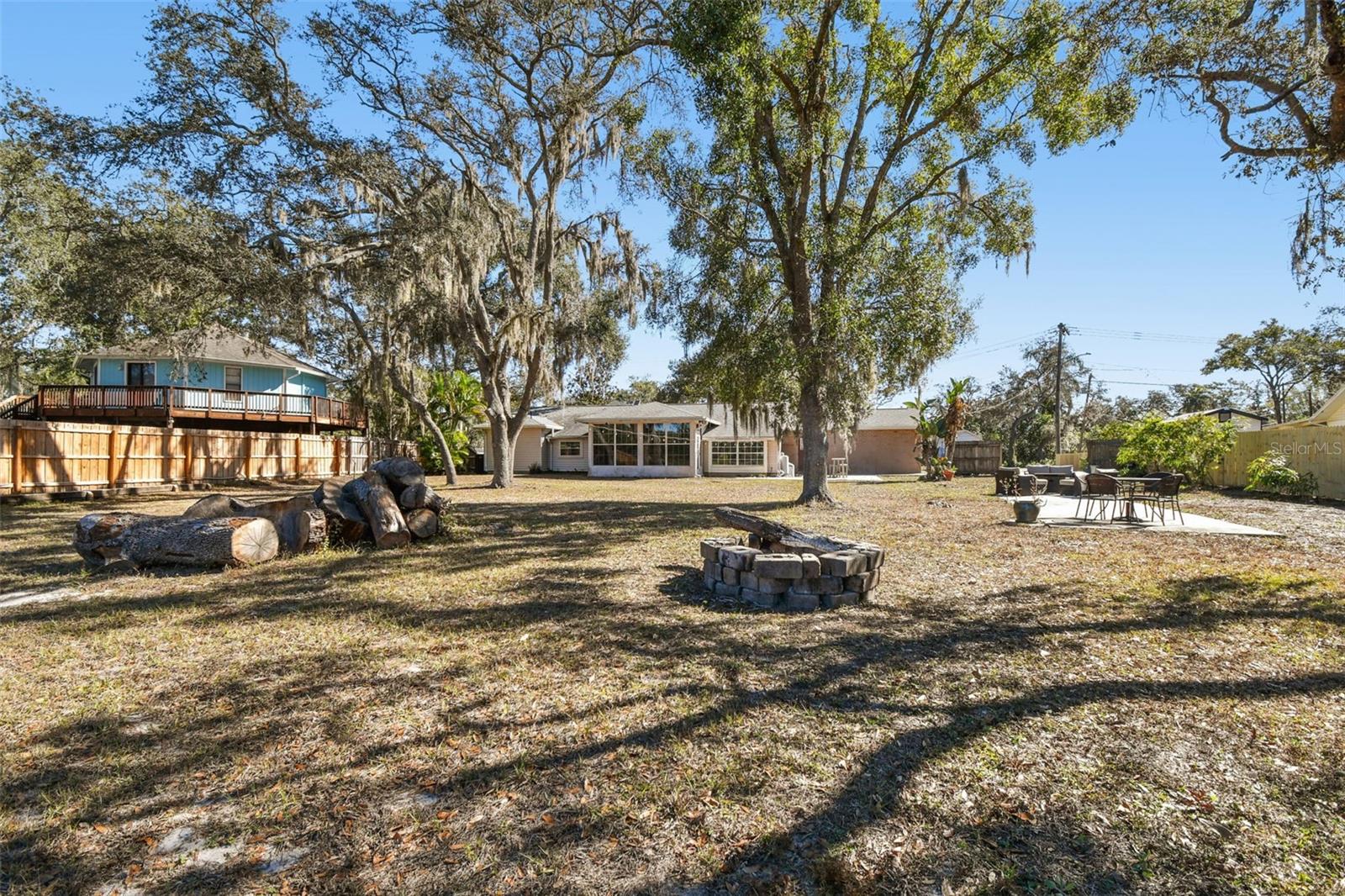 Image 61 of 92 For 12902 Howard Avenue