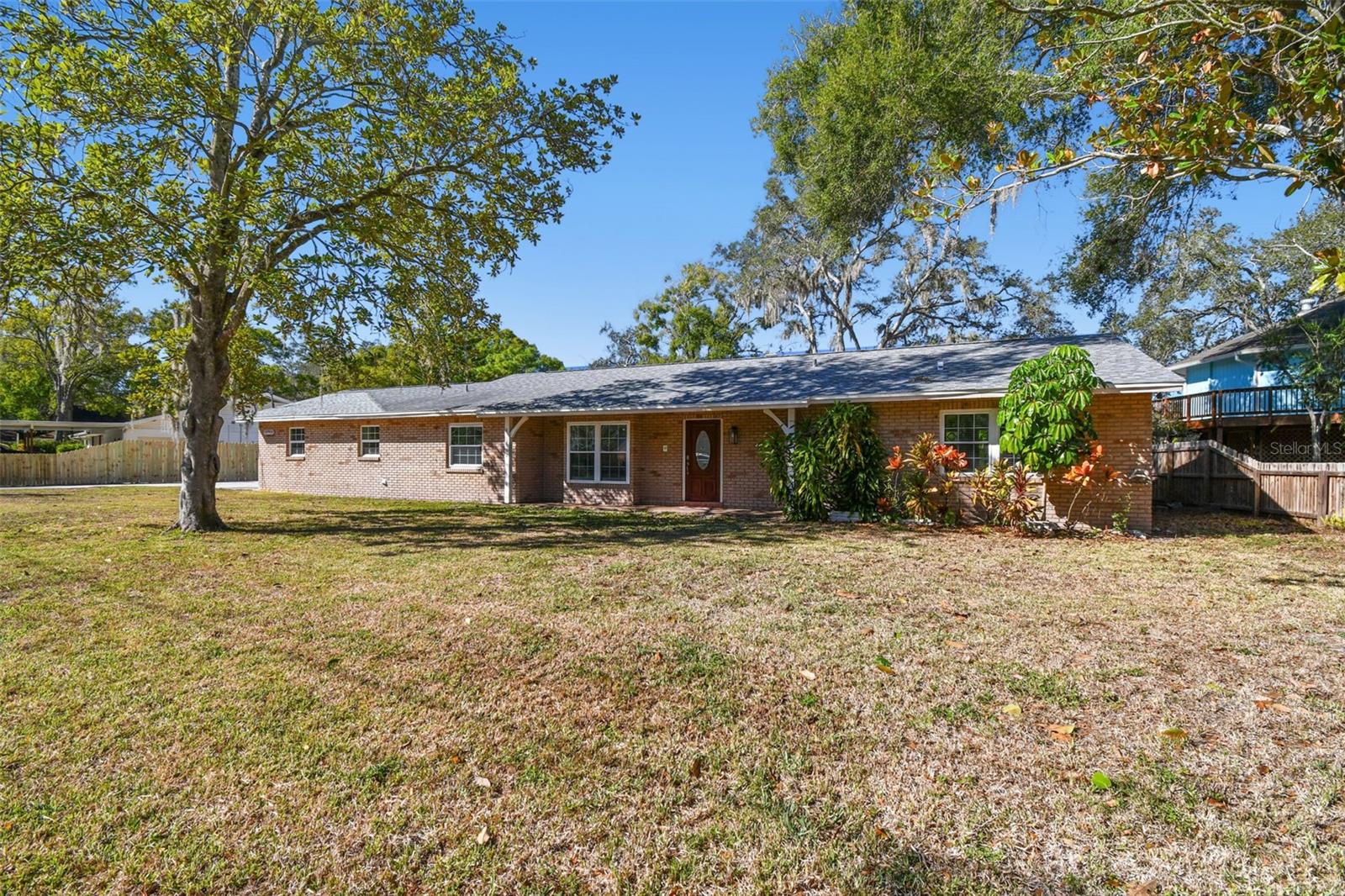 Image 67 of 92 For 12902 Howard Avenue