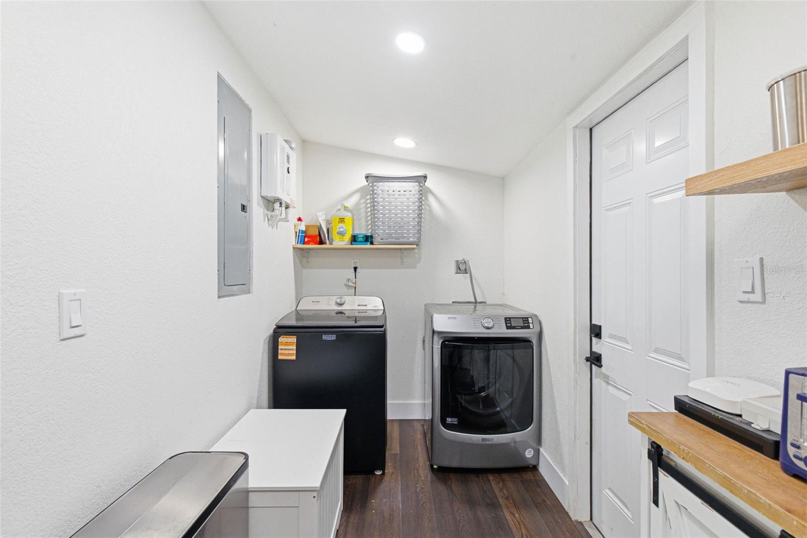 Image 12 of 39 For 715 53rd Street S