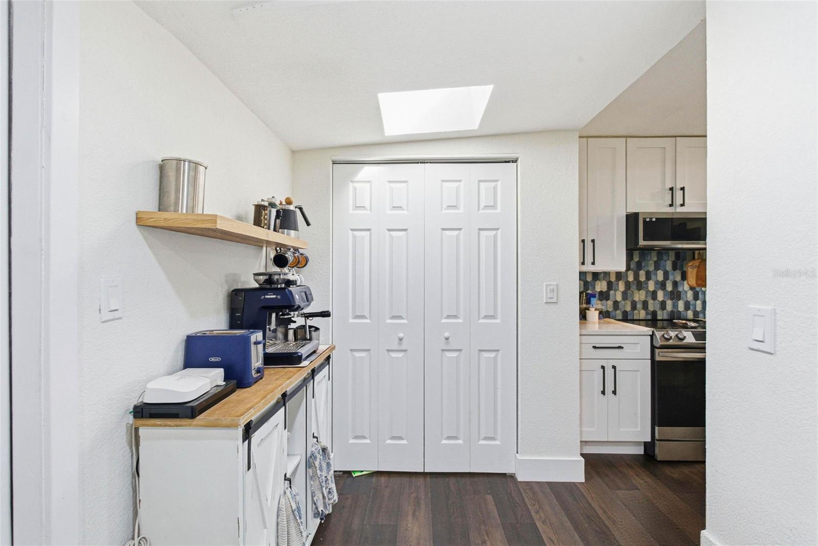 Image 13 of 39 For 715 53rd Street S