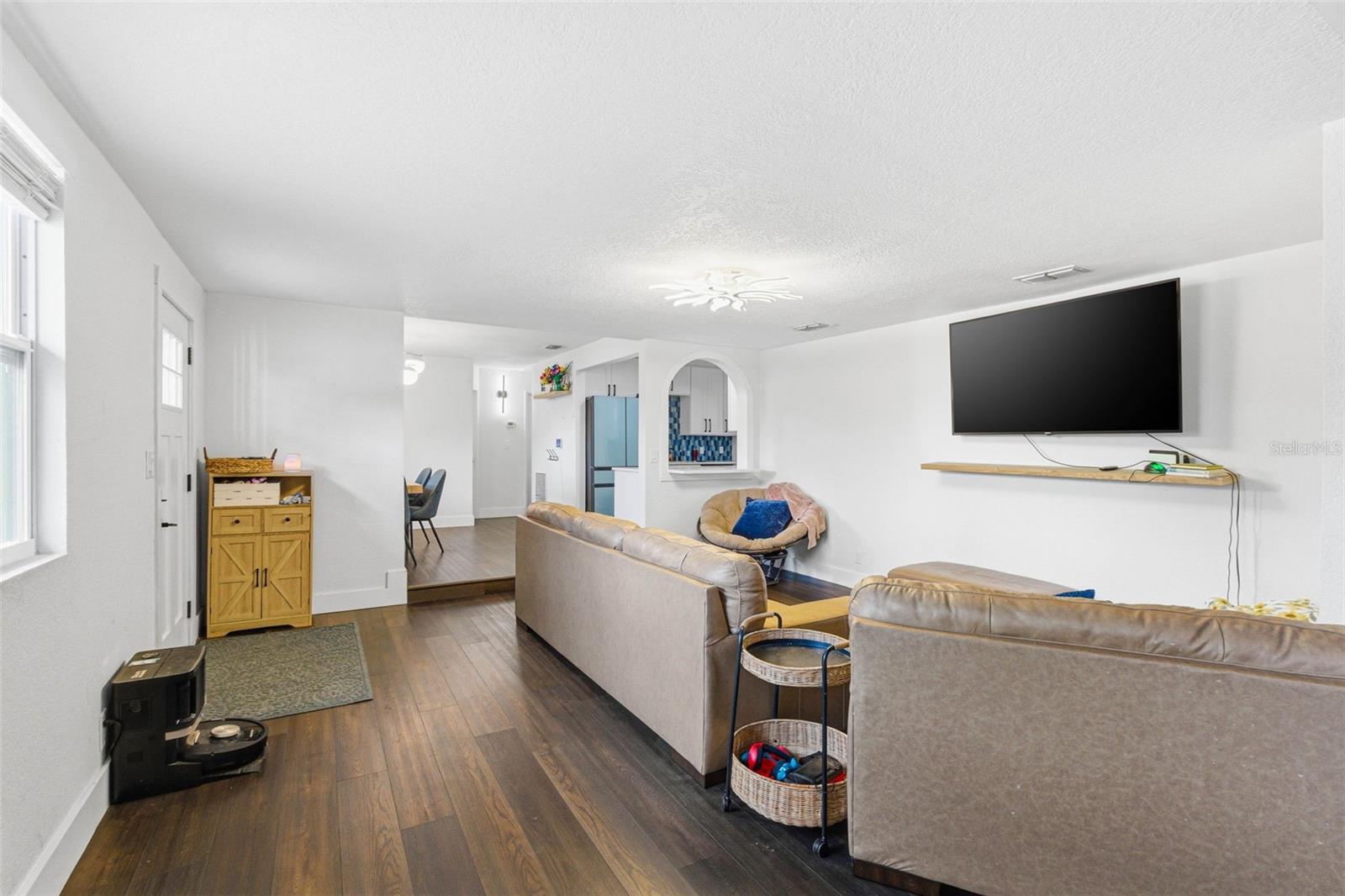 Image 14 of 39 For 715 53rd Street S