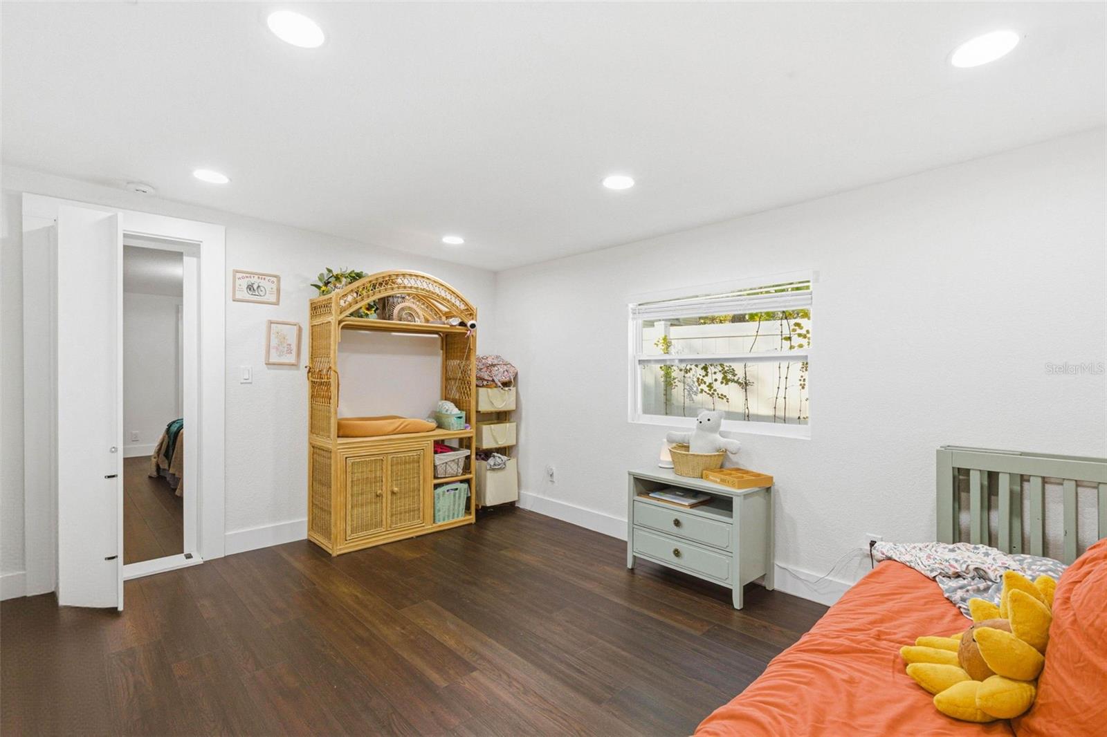 Image 25 of 39 For 715 53rd Street S