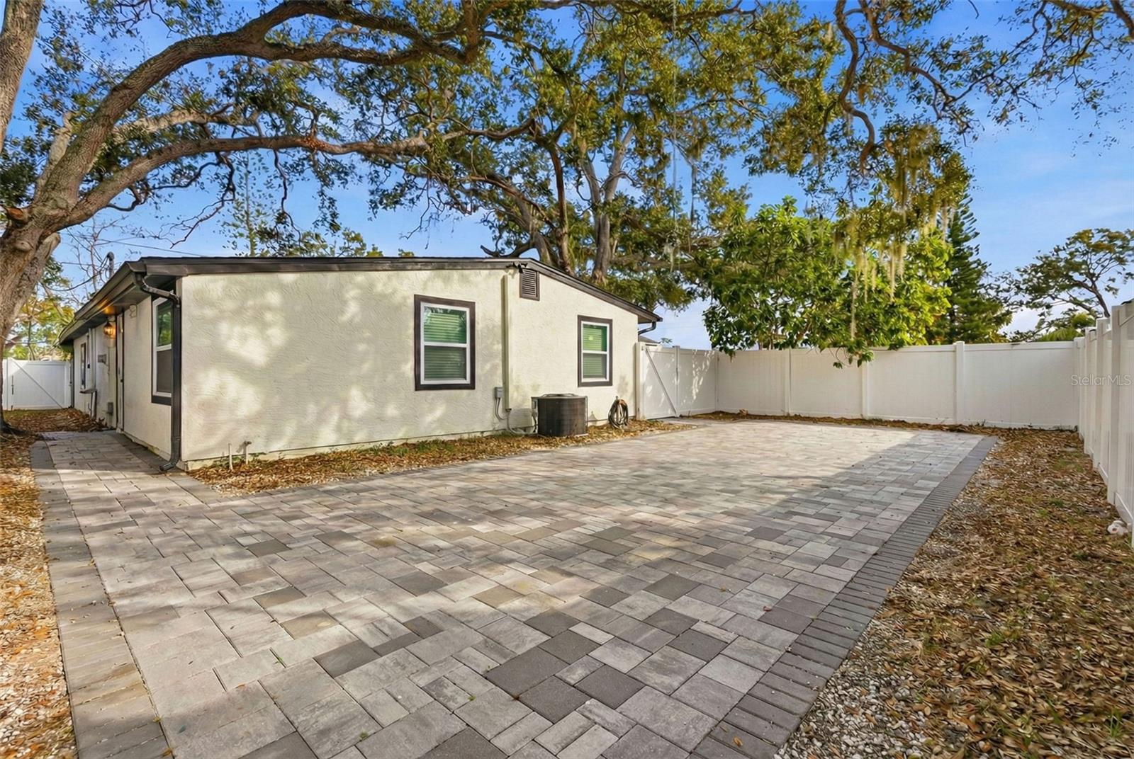 Image 33 of 39 For 715 53rd Street S