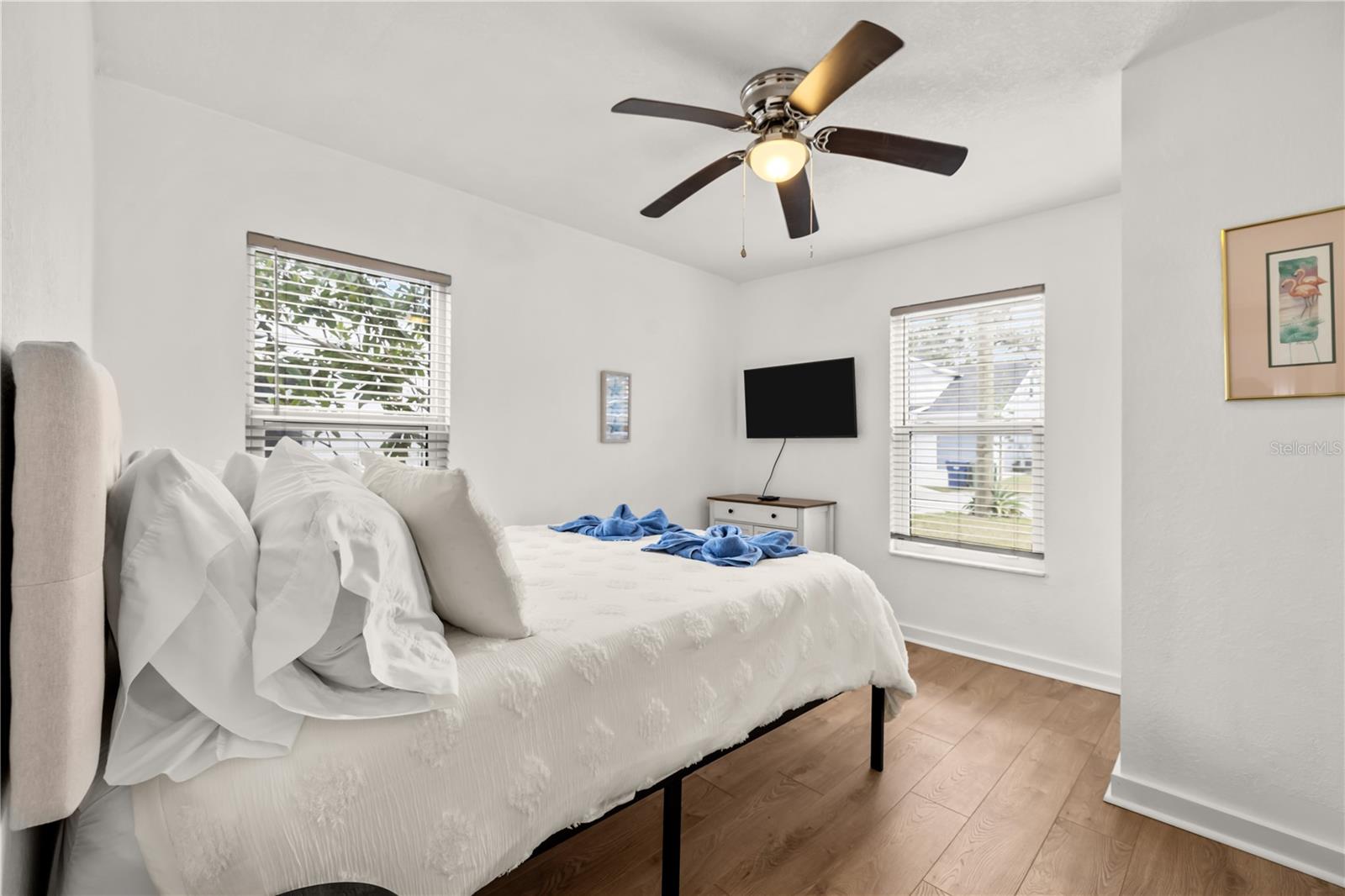 Image 11 of 22 For 3906 Ola Avenue