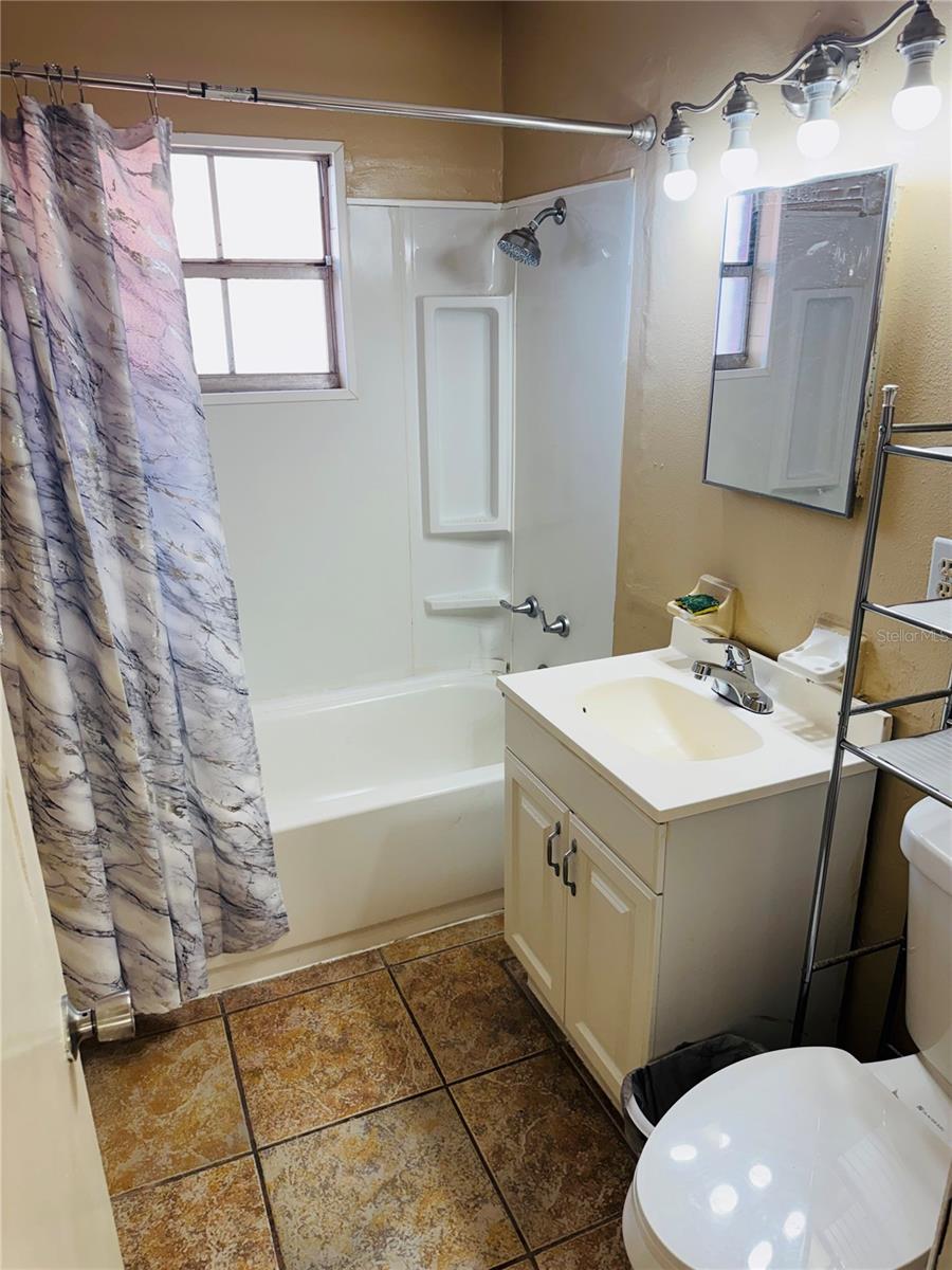 Image 8 of 10 For 1306 Golconda Road