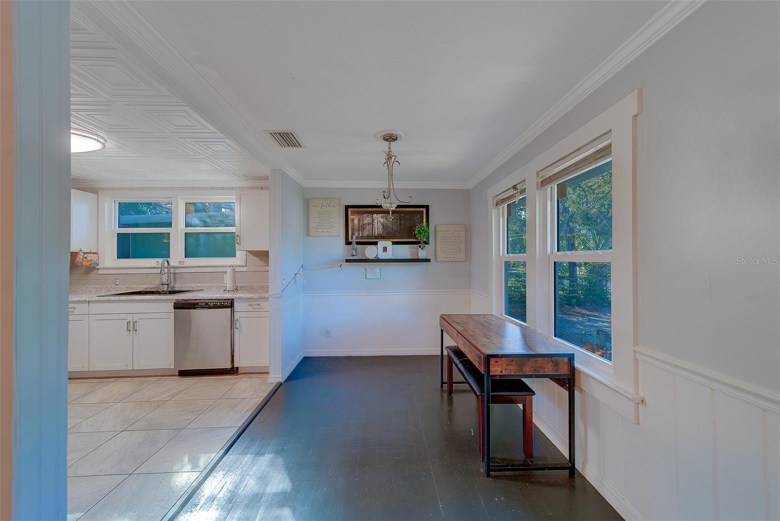 Image 6 of 22 For 1353 Michigan Avenue