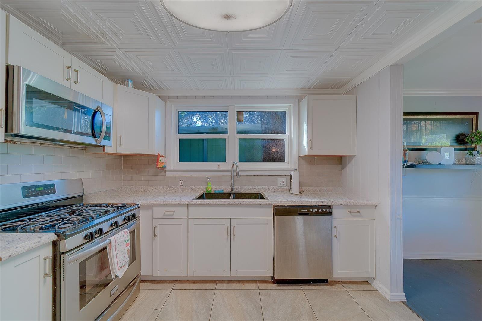 Image 7 of 22 For 1353 Michigan Avenue