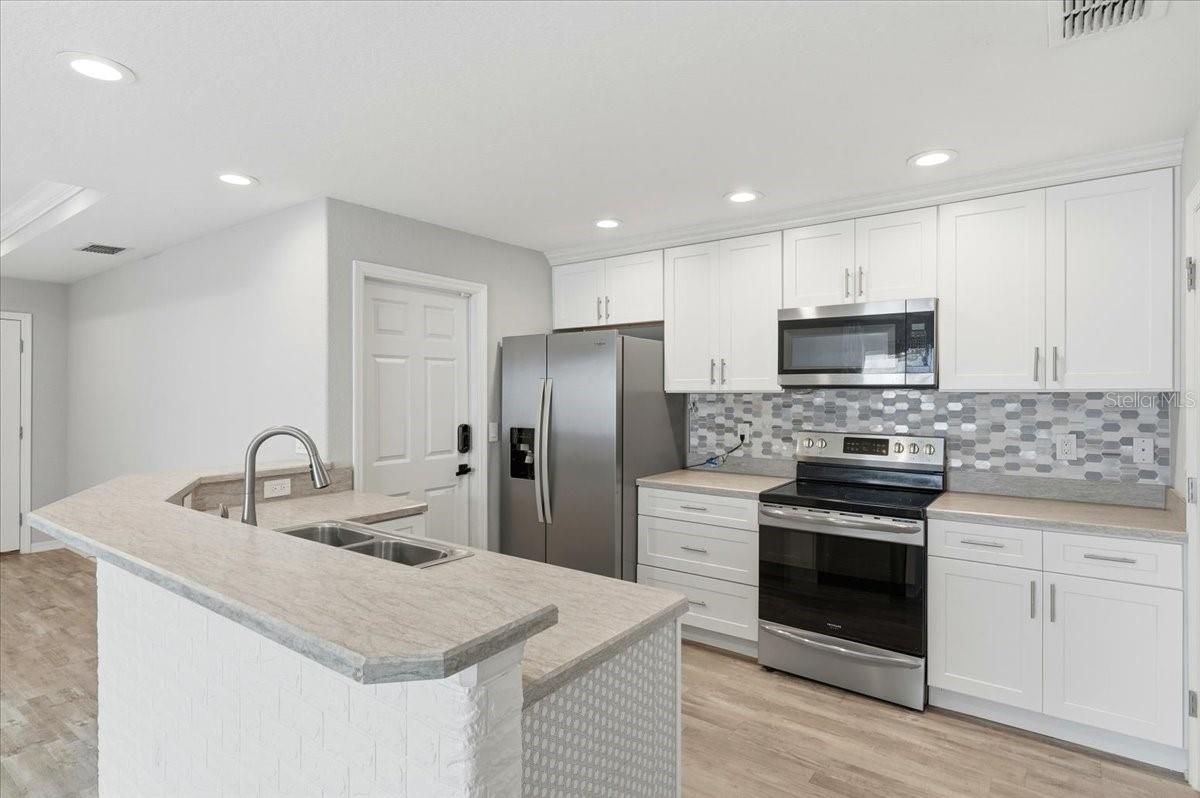 Image 9 of 33 For 5662 Tower Palms Lane