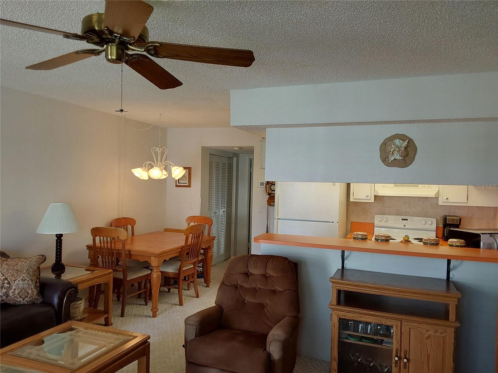 Image 17 of 33 For 9755 Harrell Avenue 206