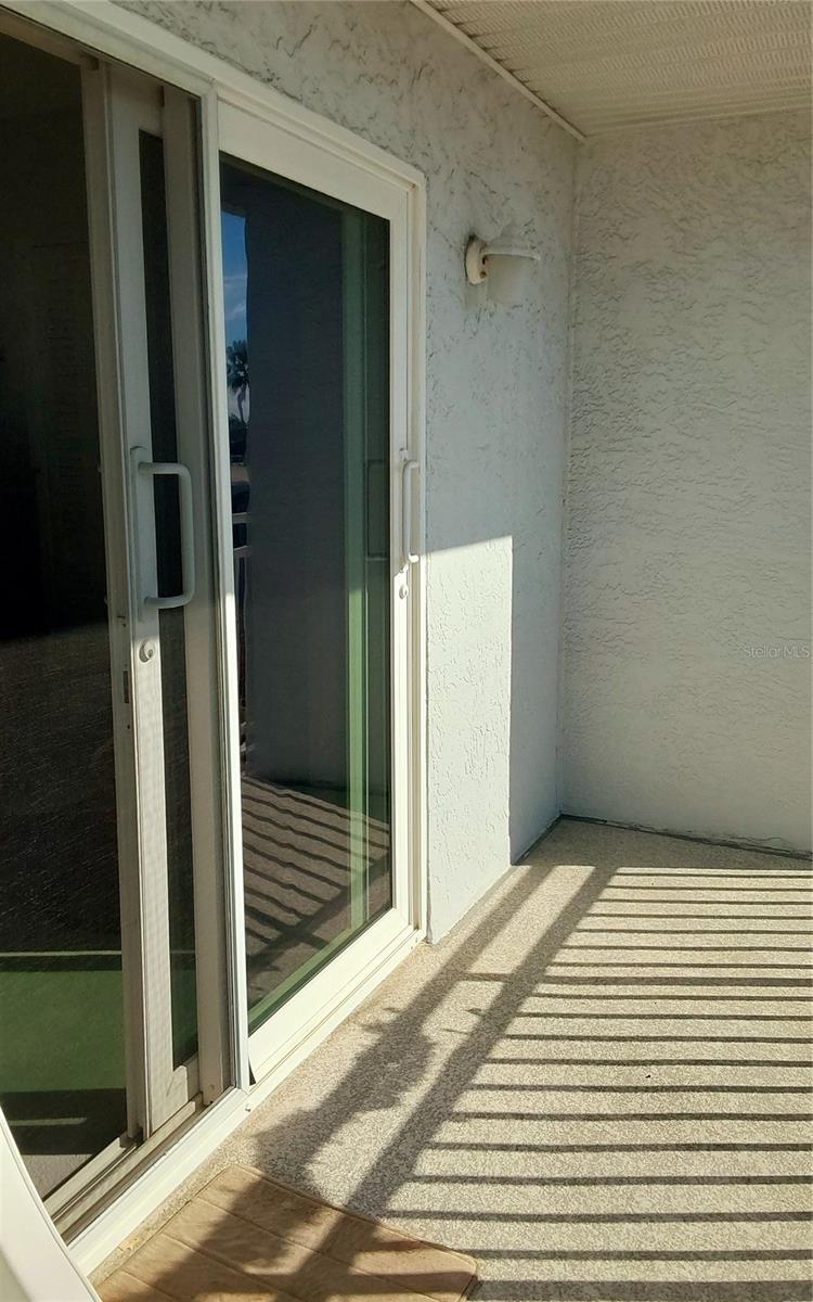 Image 27 of 33 For 9755 Harrell Avenue 206