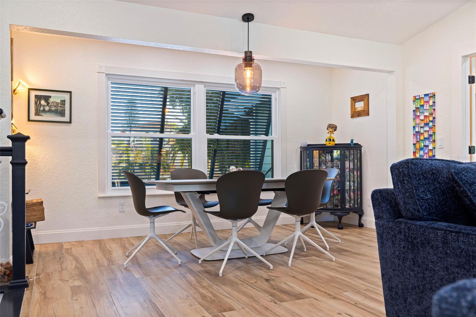 Image 12 of 43 For 842 2nd Avenue S